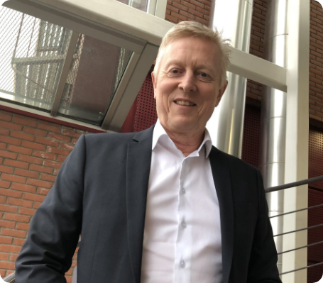 sales-person sales-person